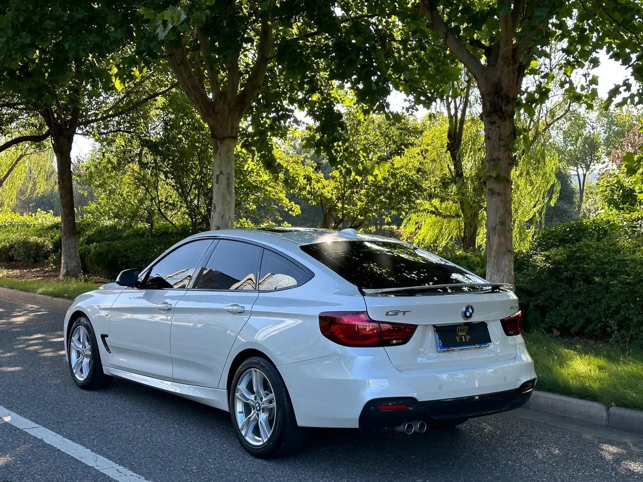 BMW 3 Series GT (Imported) 2020 GT 320i 2.0T M Sports Suit Automatic Gear 16