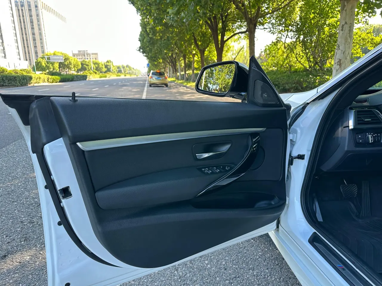 BMW 3 Series GT (Imported) 2020 GT 320i 2.0T M Sports Suit Automatic Gear 6