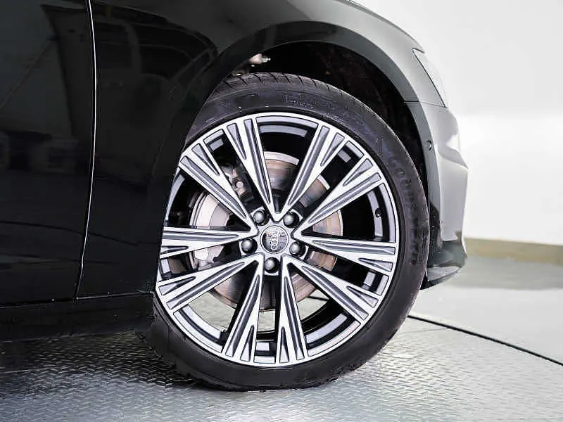 Audi 2025 A6L 2.0TFSI 45TFSI Quattro Selected Dynamic Automatic 6