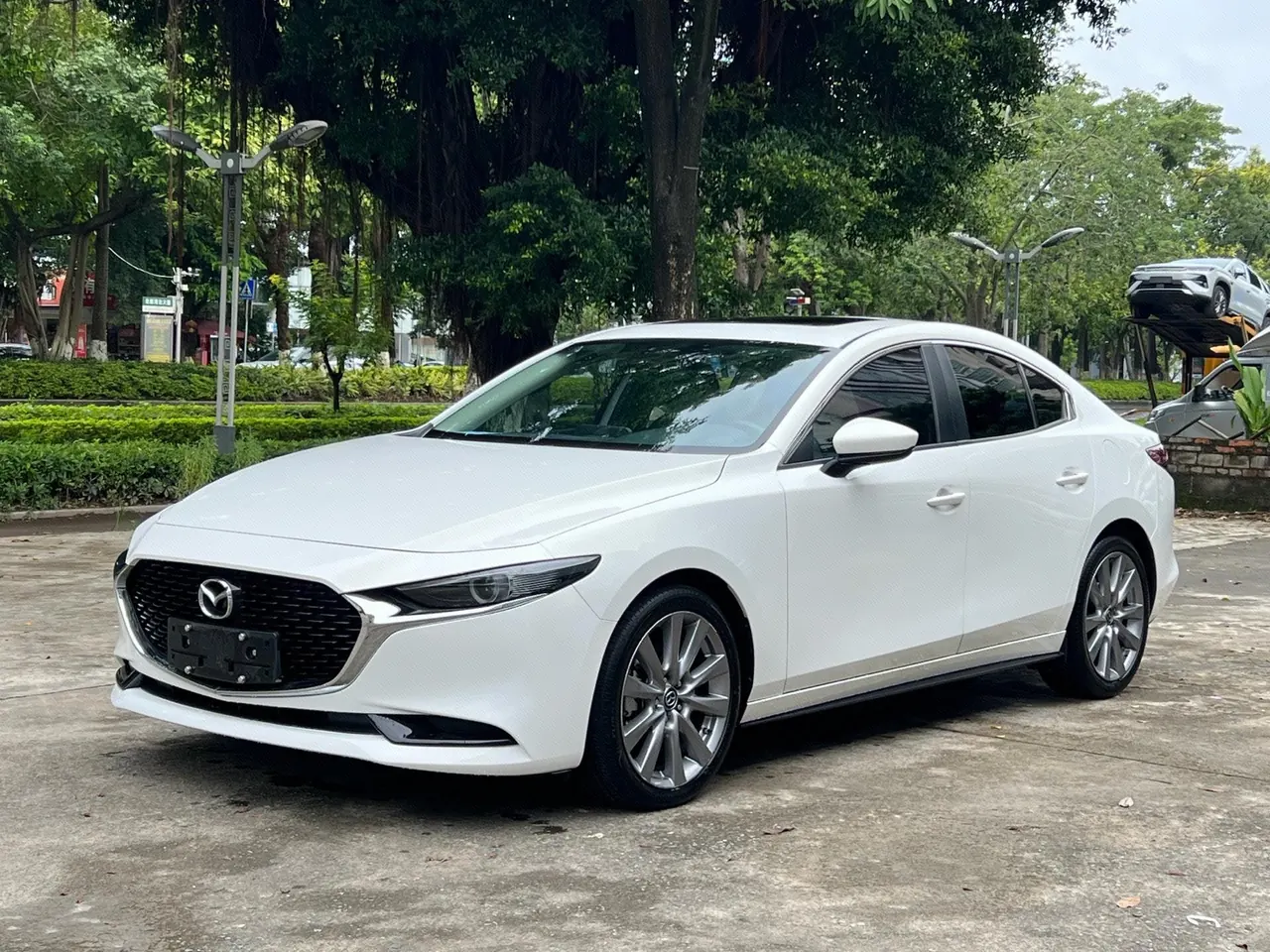 打开图片灯箱:Mazda 3 Oncorsela 2020 Mazda 3 Oncorsela-sedan 2.0 elegant automatic gear