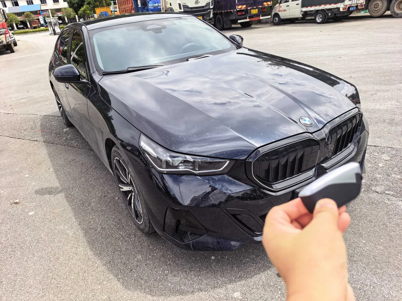 BMW 5 Series 2026 model 530Li 48V 2.0T Leading Edition M Sport Package Automatic 2