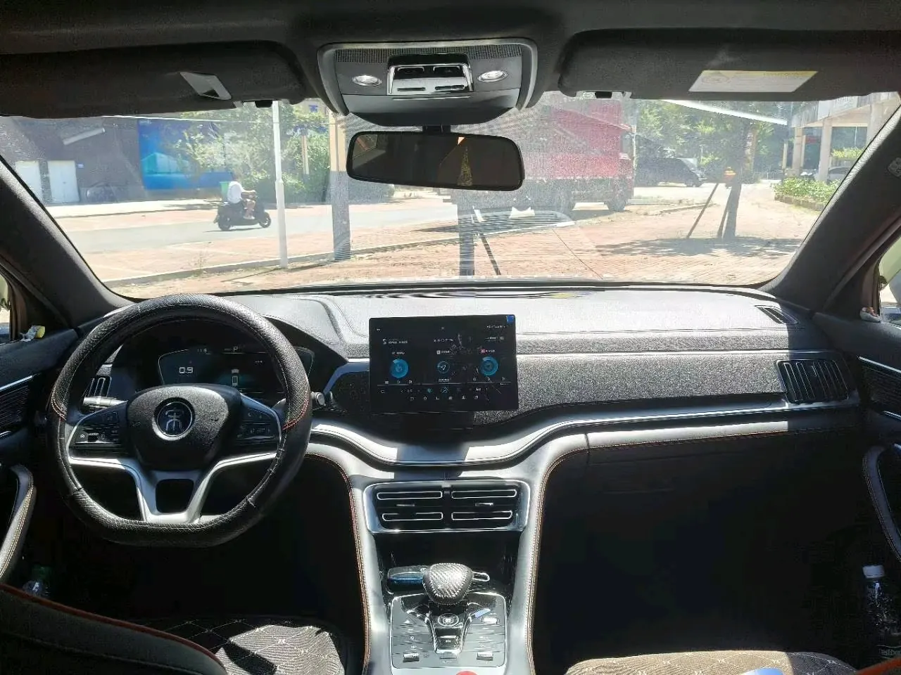 BYD 2020 Song PLUS 1.5T Flagship Automatic Gear 6