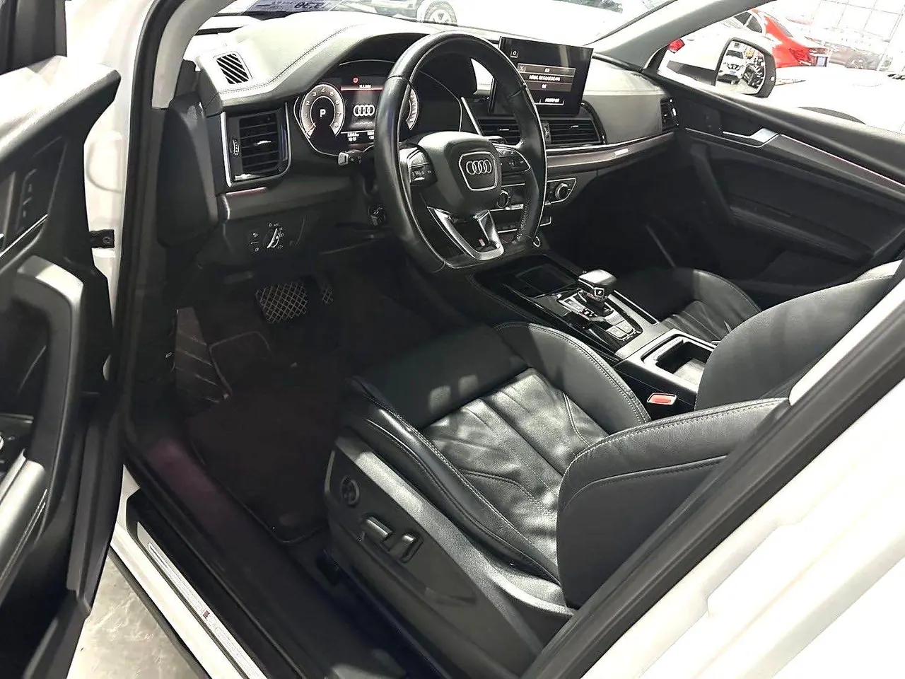 Audi 2022 Q5L 2.0TFSI 40TFSI luxury dynamic automatic 5