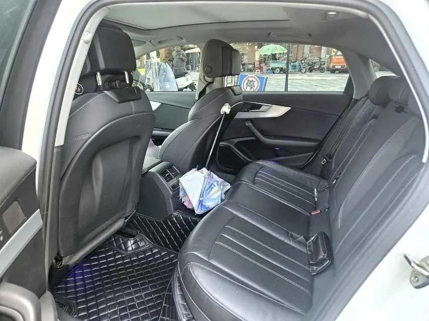 Audi 2020 A4L 2.0TFSI 40TFSI Fashion Dynamic Automatic 4