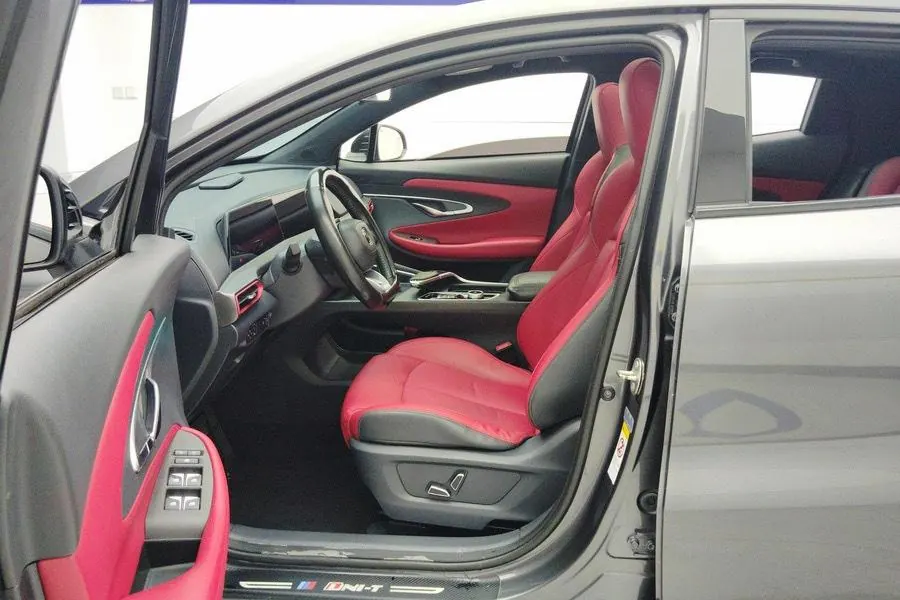 ChangAn 2020 UNI-T 1.5T honorable automatic gear 4