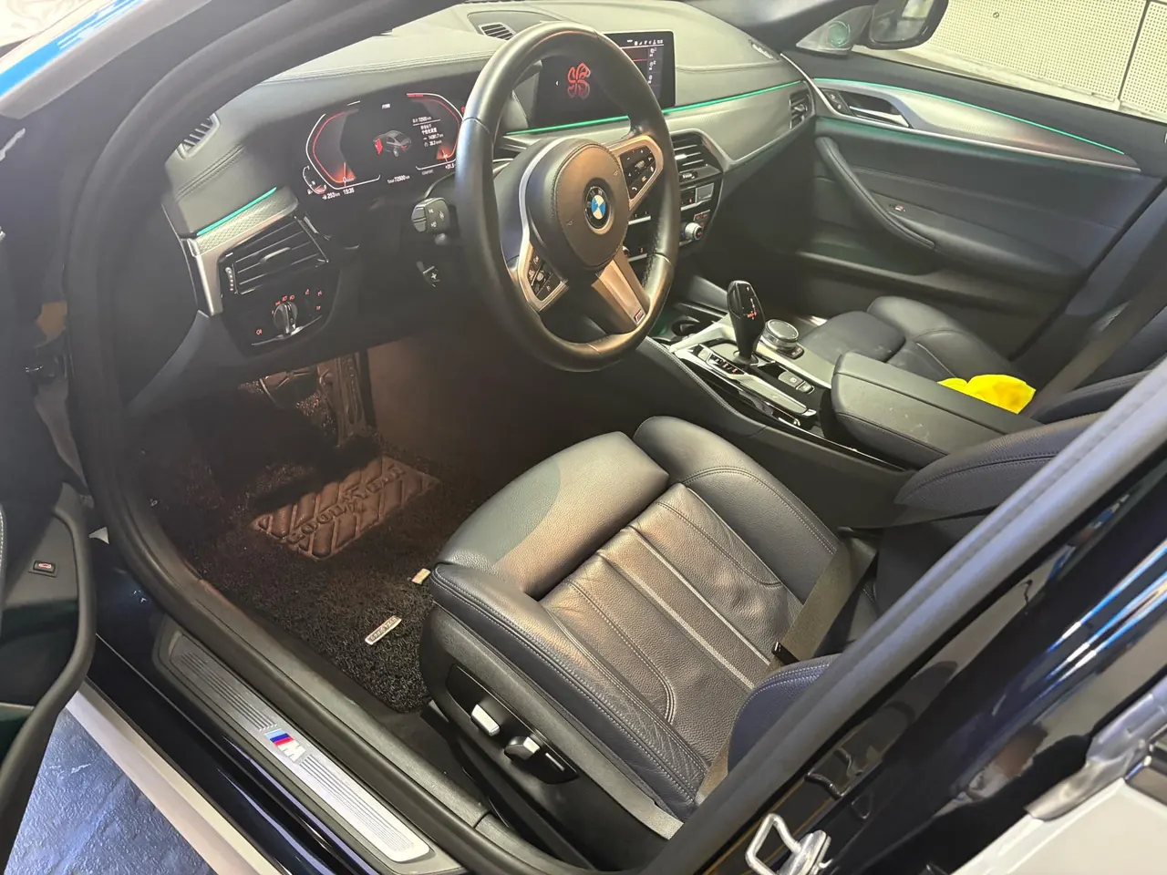 BMW 5 Series (Imported) 2020 525i 2.0T M Sports Suit Automatic Gear 3