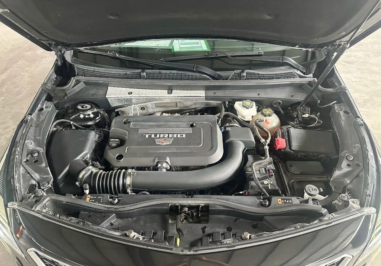Cadillac 2022 XT4 48V 2.0T 28T Two-Drive Luxury Automatic Gear 10
