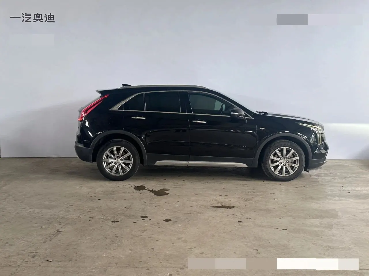 Cadillac 2022 XT4 48V 2.0T 28T Two-Drive Luxury Automatic Gear 4