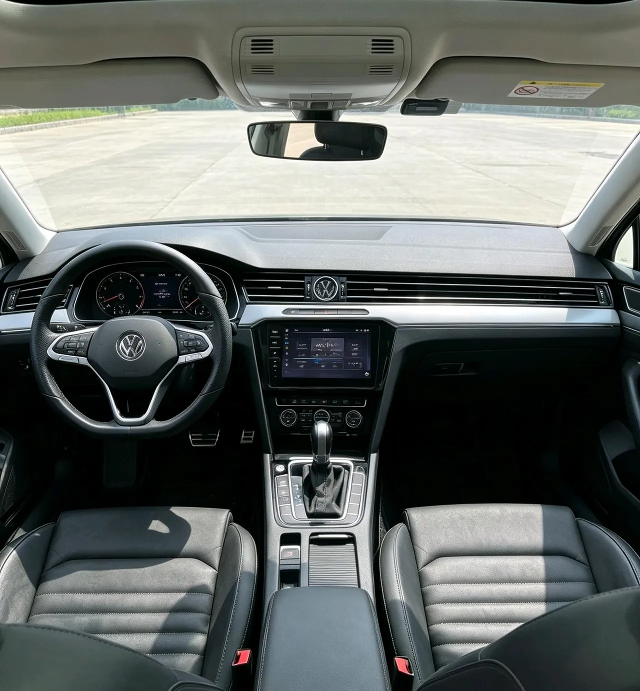 Volkswagen 2020 Magotan 2.0TSI 330TSI luxury automatic transmission 5