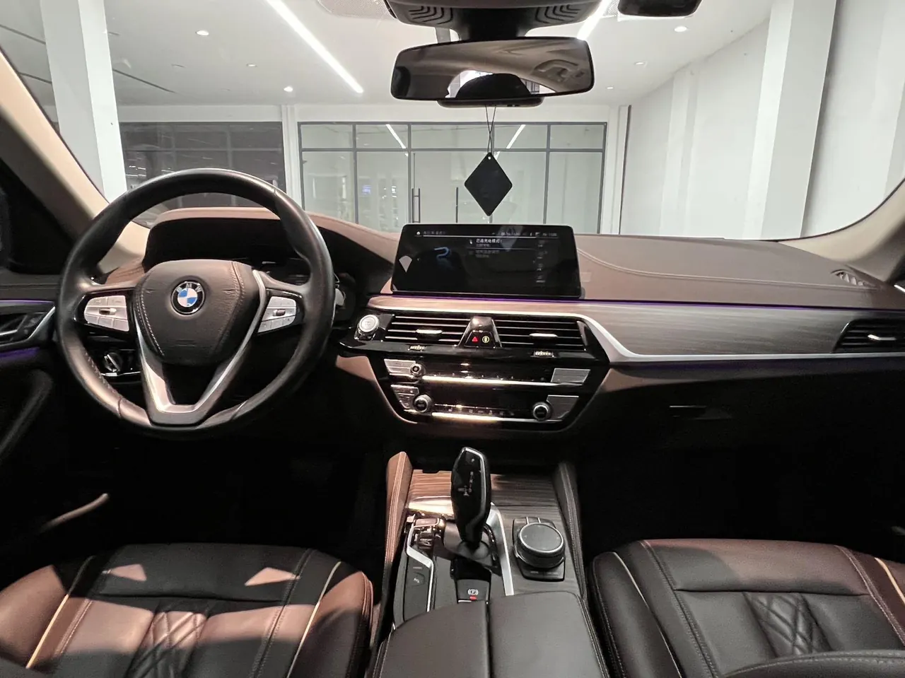 BMW 5 series new energy 2020 530Le 2.0T mileage upgraded luxury package automatic gear 12