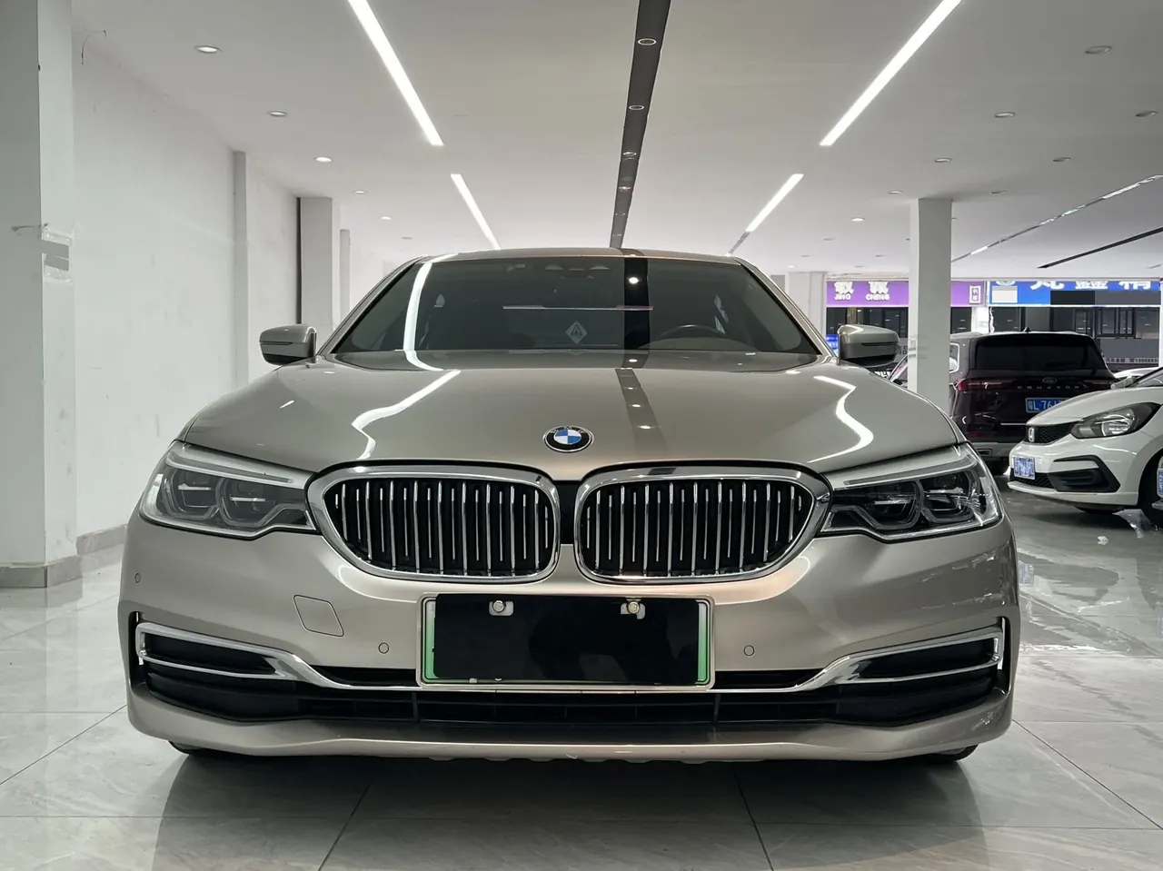 BMW 5 series new energy 2020 530Le 2.0T mileage upgraded luxury package automatic gear 2