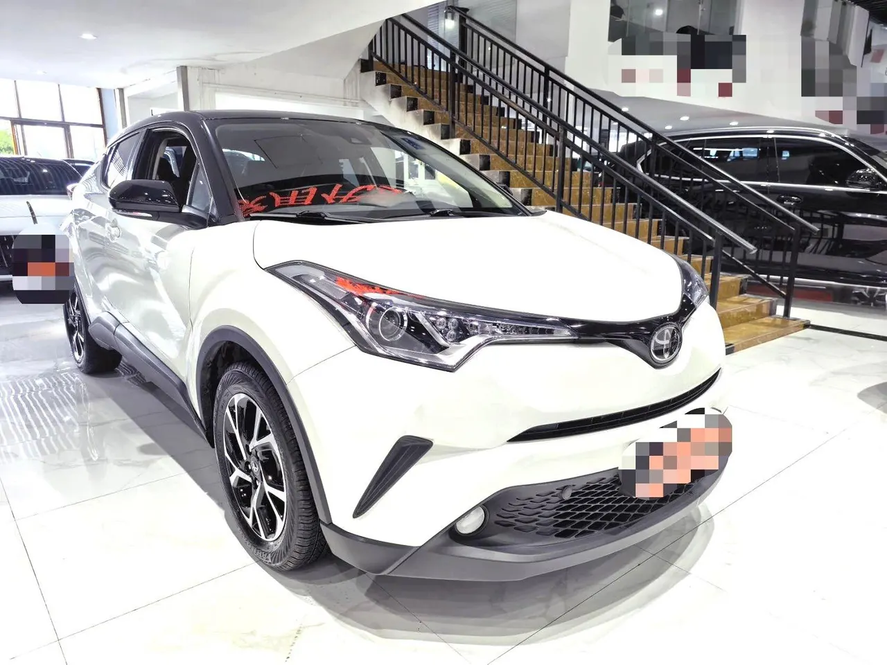 Toyota 2020 C- HR 2.0 stepless leading version of automatic gear 3