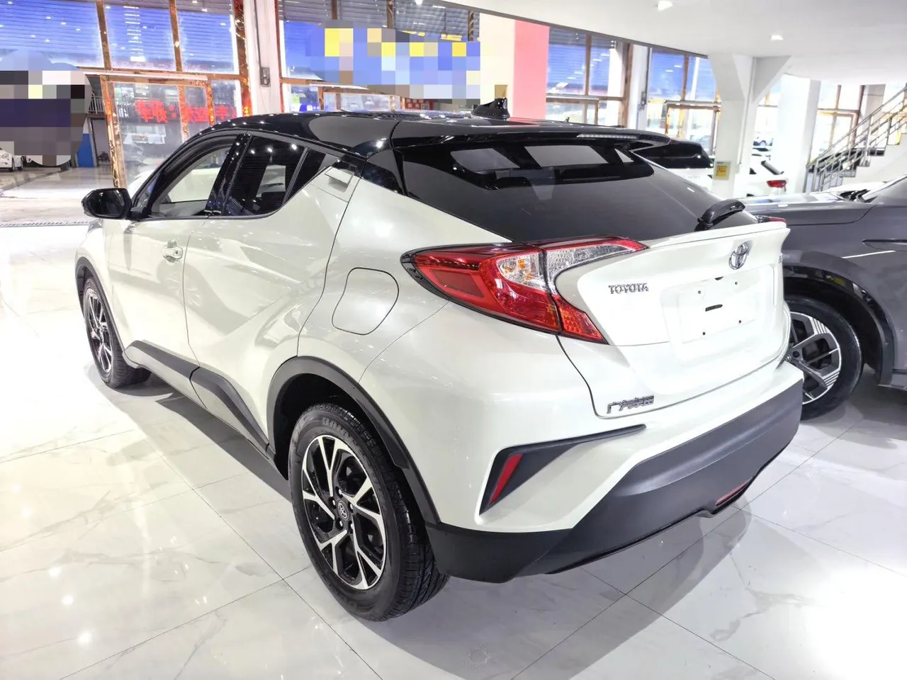 Toyota 2020 C- HR 2.0 stepless leading version of automatic gear 6