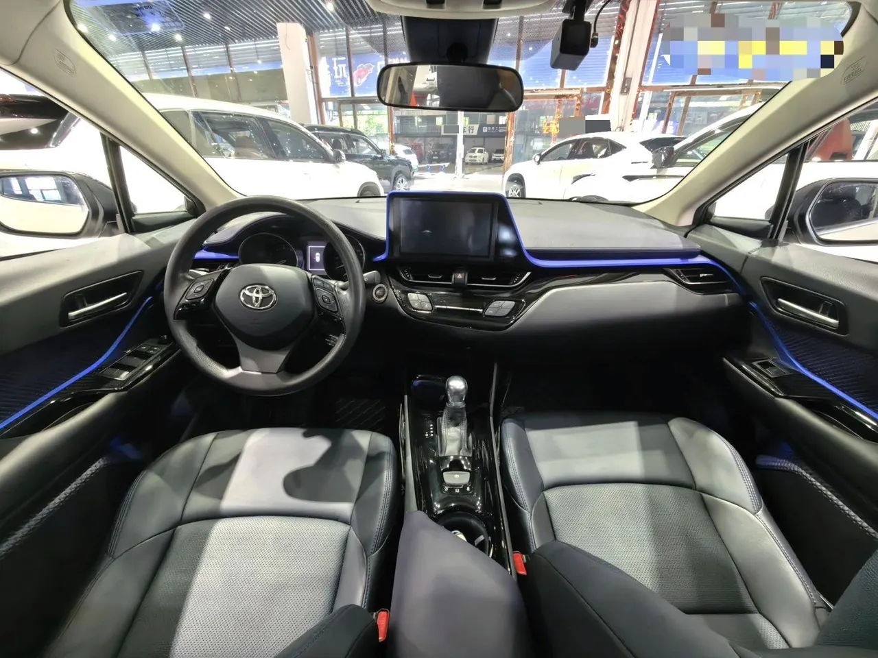 Toyota 2020 C- HR 2.0 stepless leading version of automatic gear 8