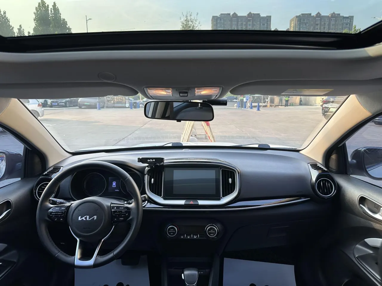 Kia 2021 Yi Run 1.4 Stepless Sunroof Automatic Transmission 9