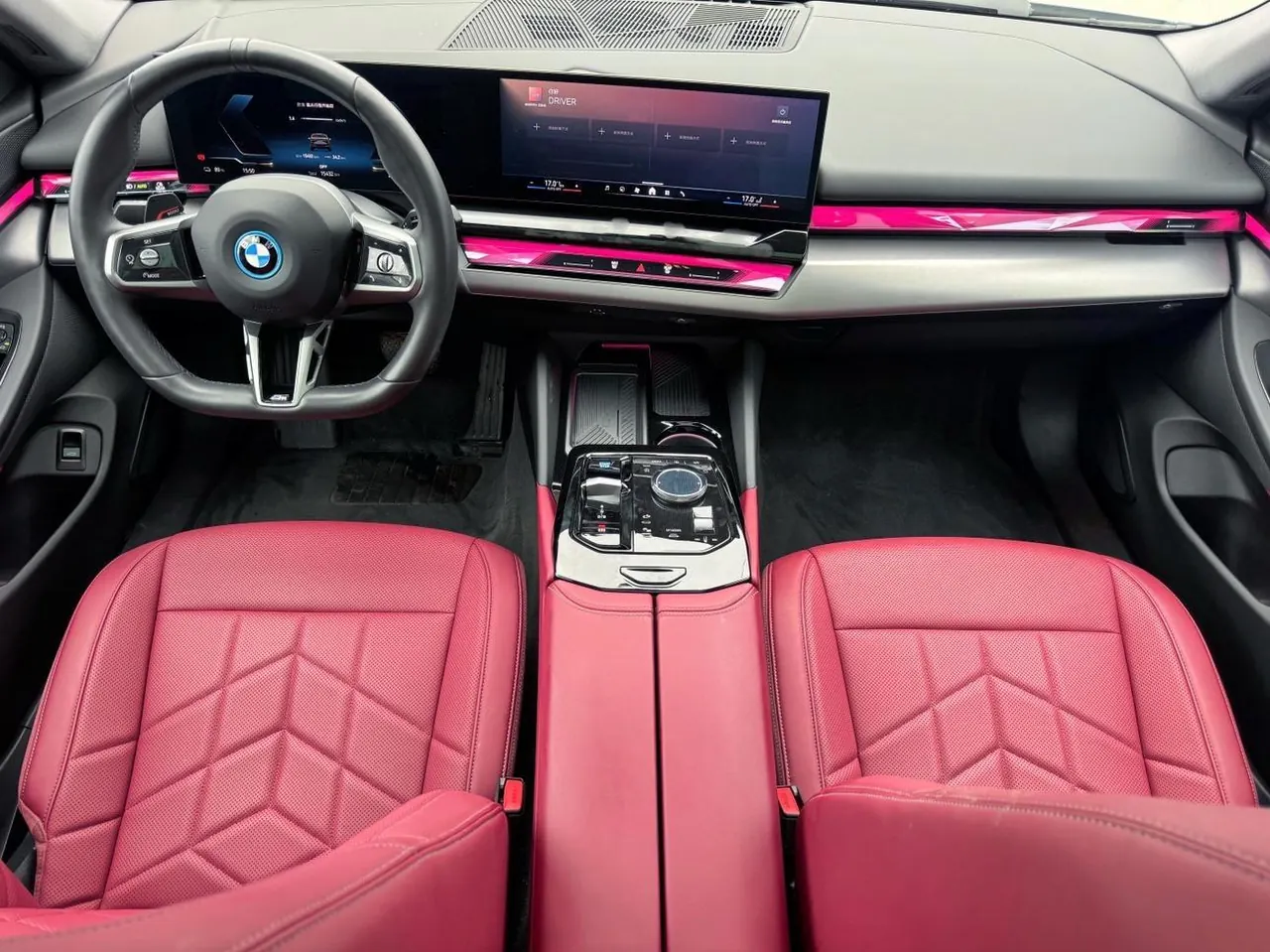 BMW 2025 i5 eDrive 35L M sports suit automatic gear 10