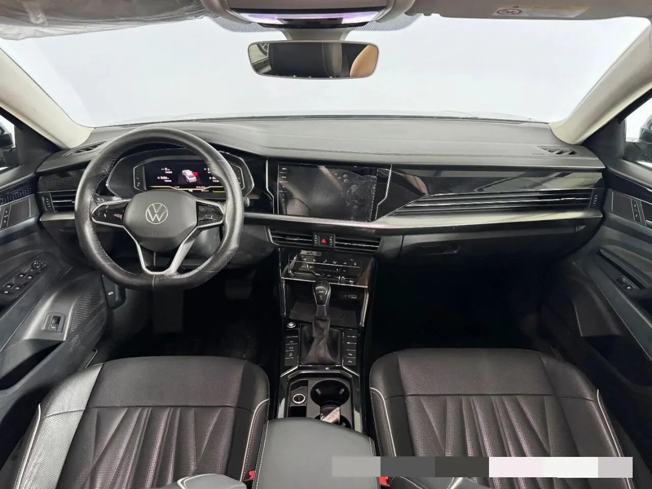 Volkswagen 2022 Passat 2.0TSI 330TSI Star Deluxe Edition Automatic Transmission 8