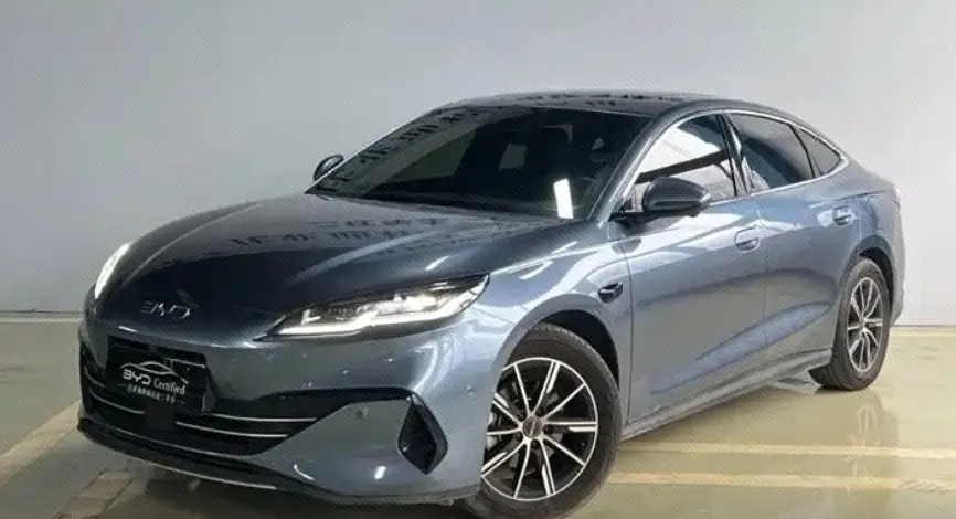 Open image lightbox: BYD 2025 seals 06 DM-i 1.5 stepless smart driving version 120KM exclusive automatic gear