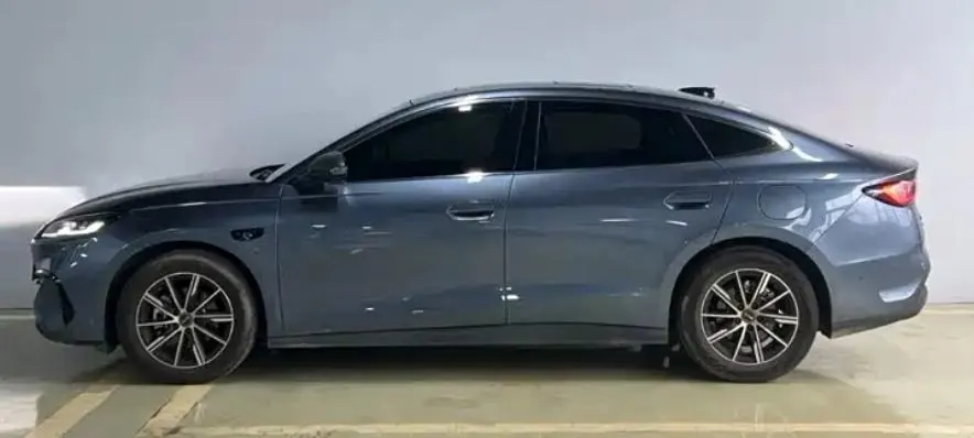 BYD 2025 seals 06 DM-i 1.5 stepless smart driving version 120KM exclusive automatic gear 2