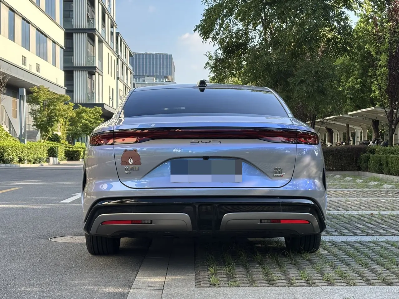 BYD 2025 Han L EV 701KM Laser Radar Flagship Automatic Gear 5