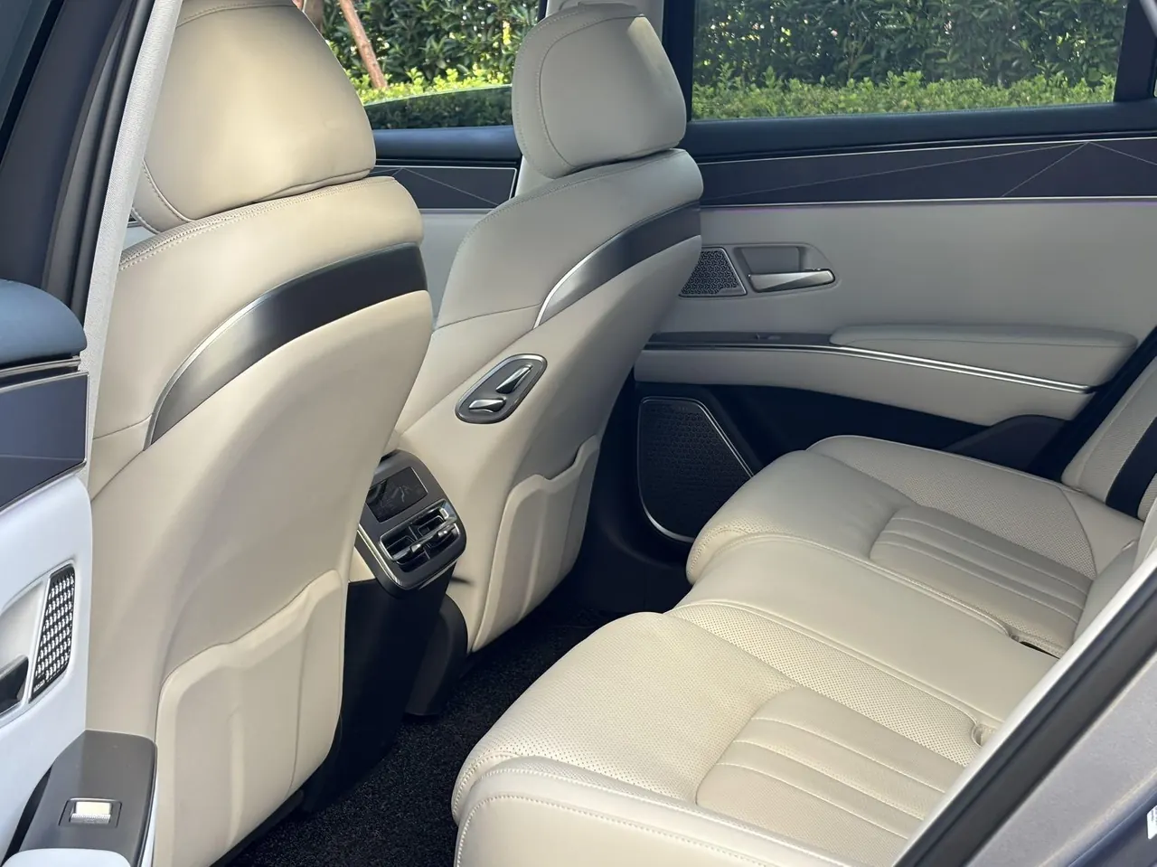 BYD 2025 Han L EV 701KM Laser Radar Flagship Automatic Gear 8