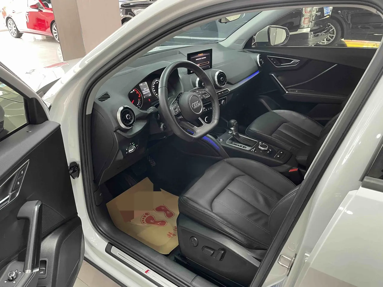 Audi 2022 Q2L 1.4TFSI 35TFSI Fashion Dynamic Automatic 2