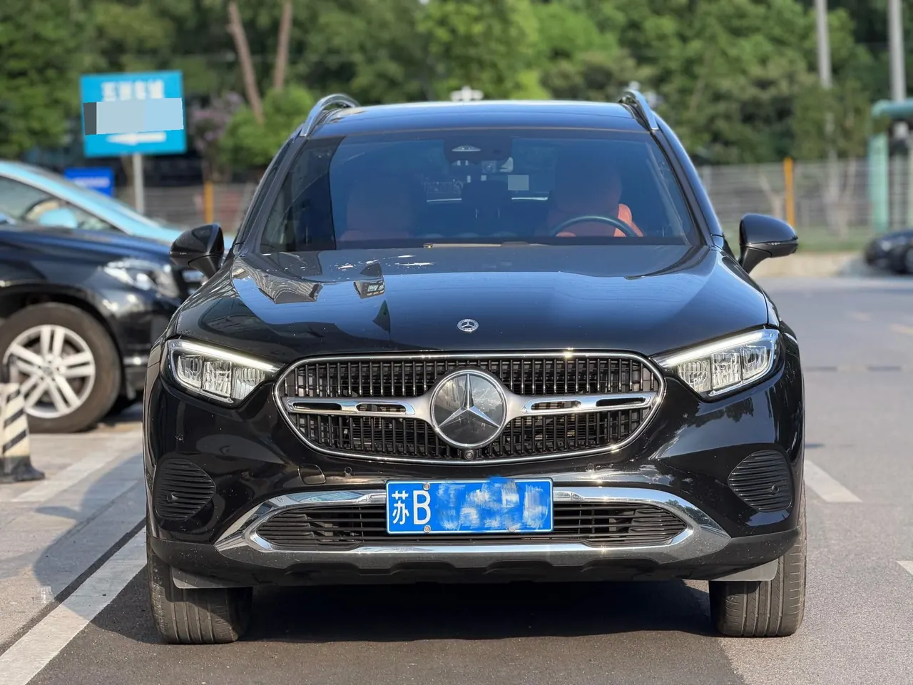 Mercedes Benz 2025 GLC 260 L 4MATIC 48V 2.0T Dynamic 5-seat Automatic Gear 2