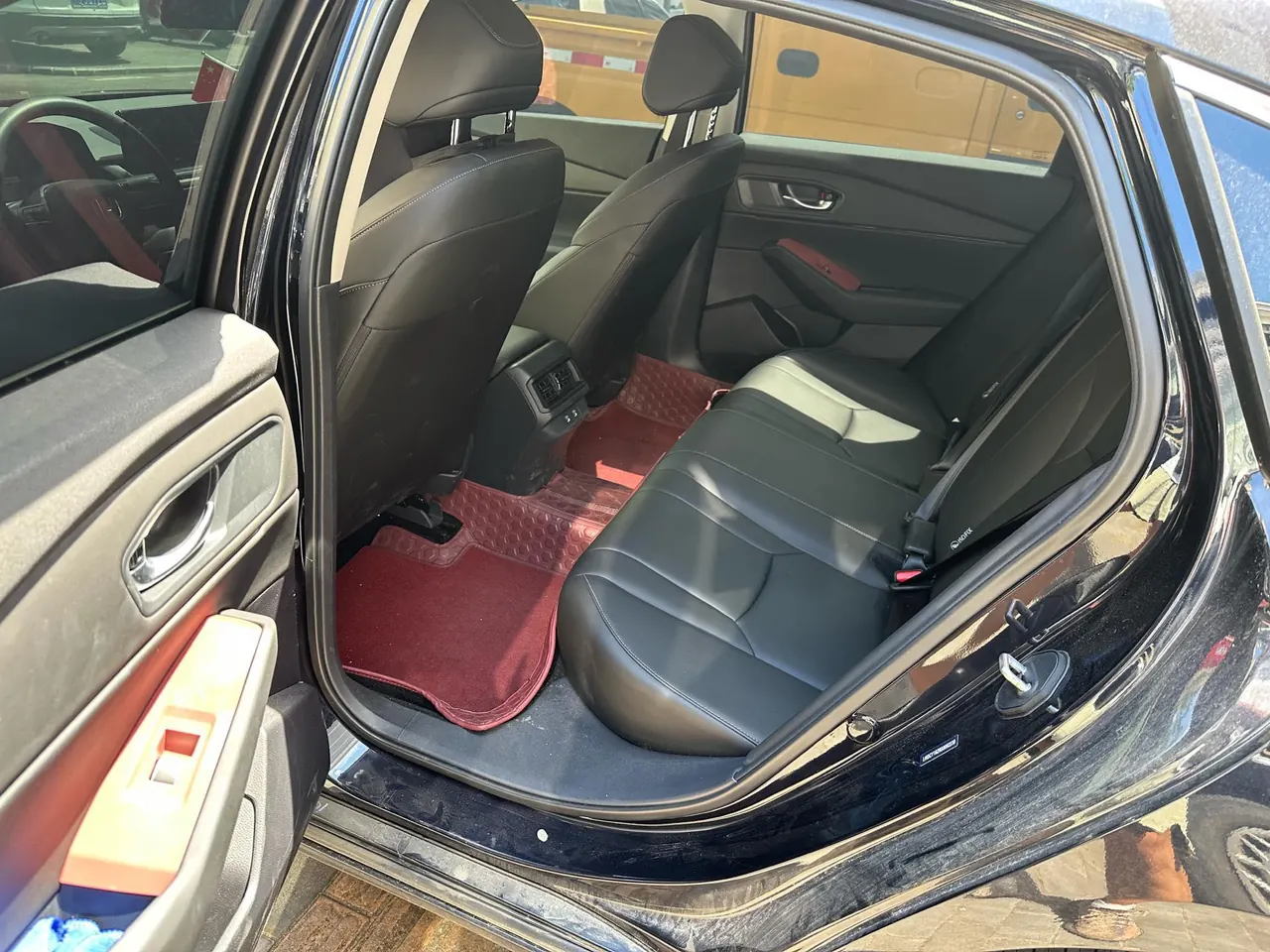 Honda 2025 11th Generation Accord 1.5T Stepless 260TURBO Comfort Edition Automatic Gear 3