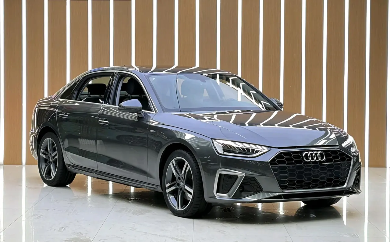 Audi 2020 A4L 2.0TFSI 40TFSI Deluxe Dynamic Automatic 3