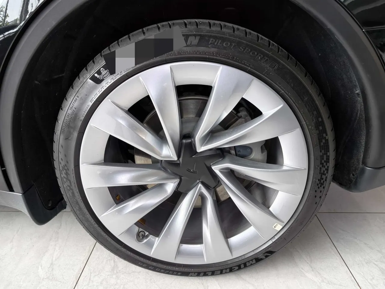 Tesla 2024 Model Y rear-wheel drive version automatic transmission 10