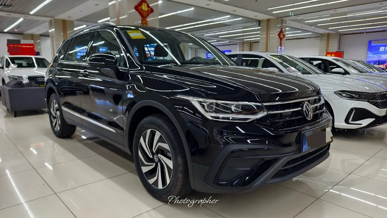 Volkswagen 2024 Tiguan L 1.5TSI 300TSI Two‑Wheel‑Drive Longteng Edition Automatic Transmission 2