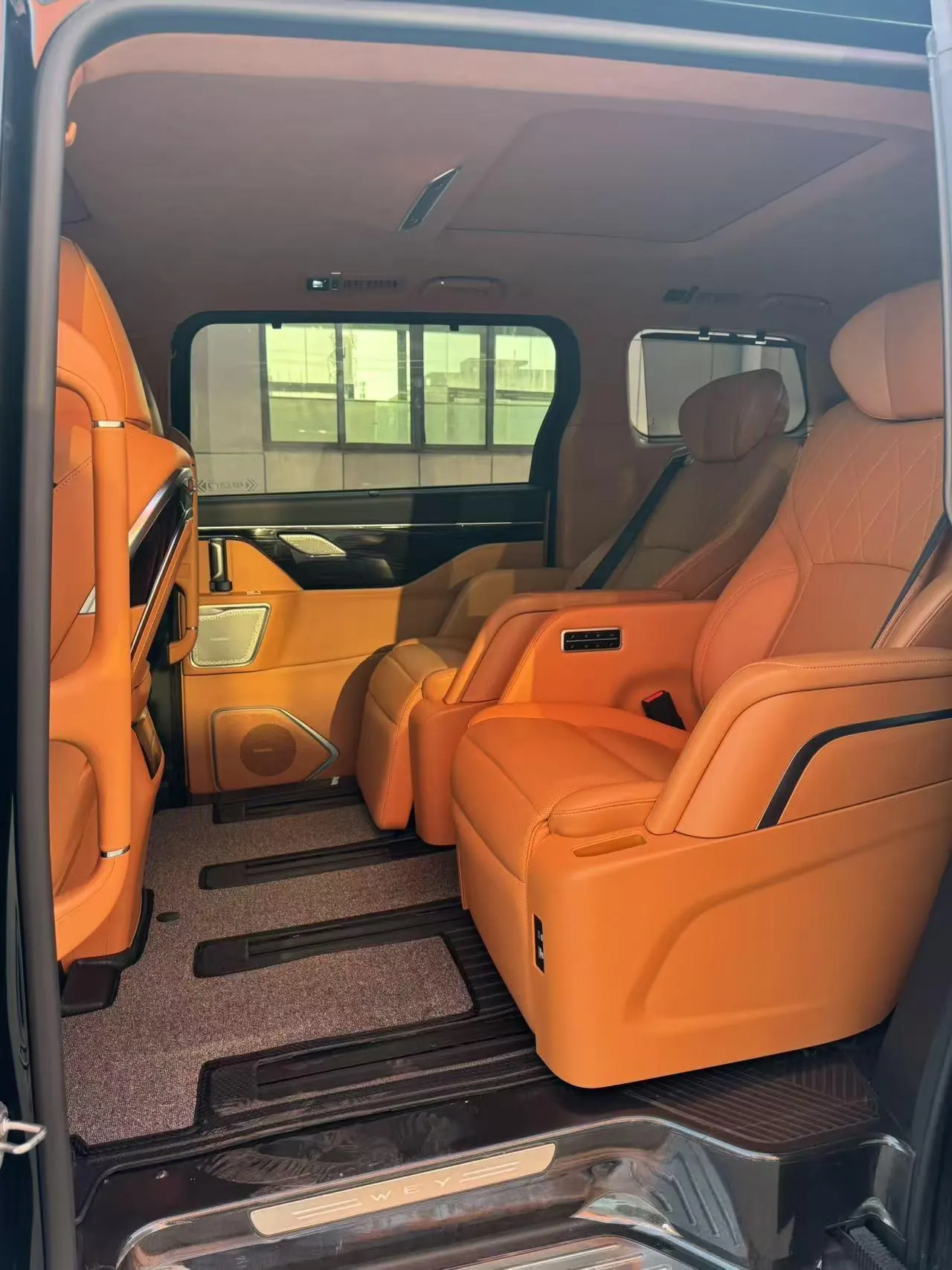 WEY 2024 Alpine PHEV 1.5T Four-wheel Drive Premium Edition Automatic Gear 8