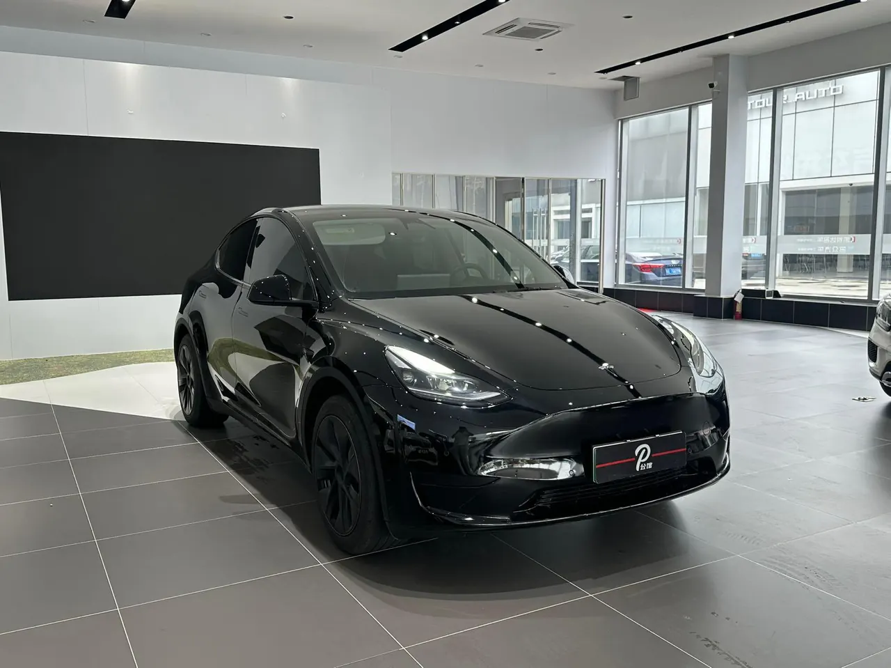 Tesla 2023 Model Y rear-wheel drive version automatic transmission 2