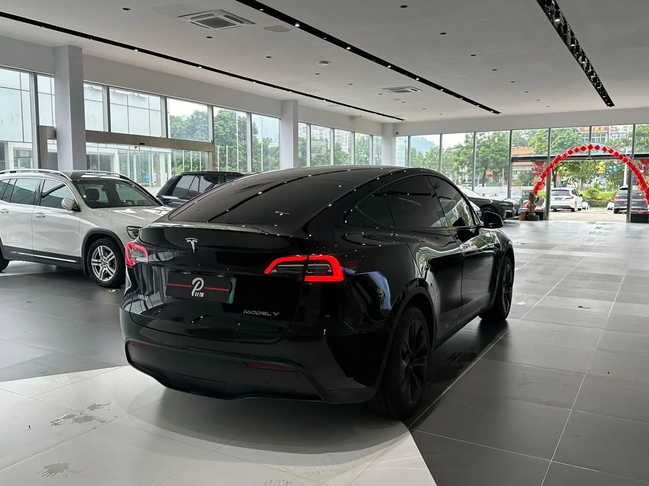 Tesla 2023 Model Y rear-wheel drive version automatic transmission 4
