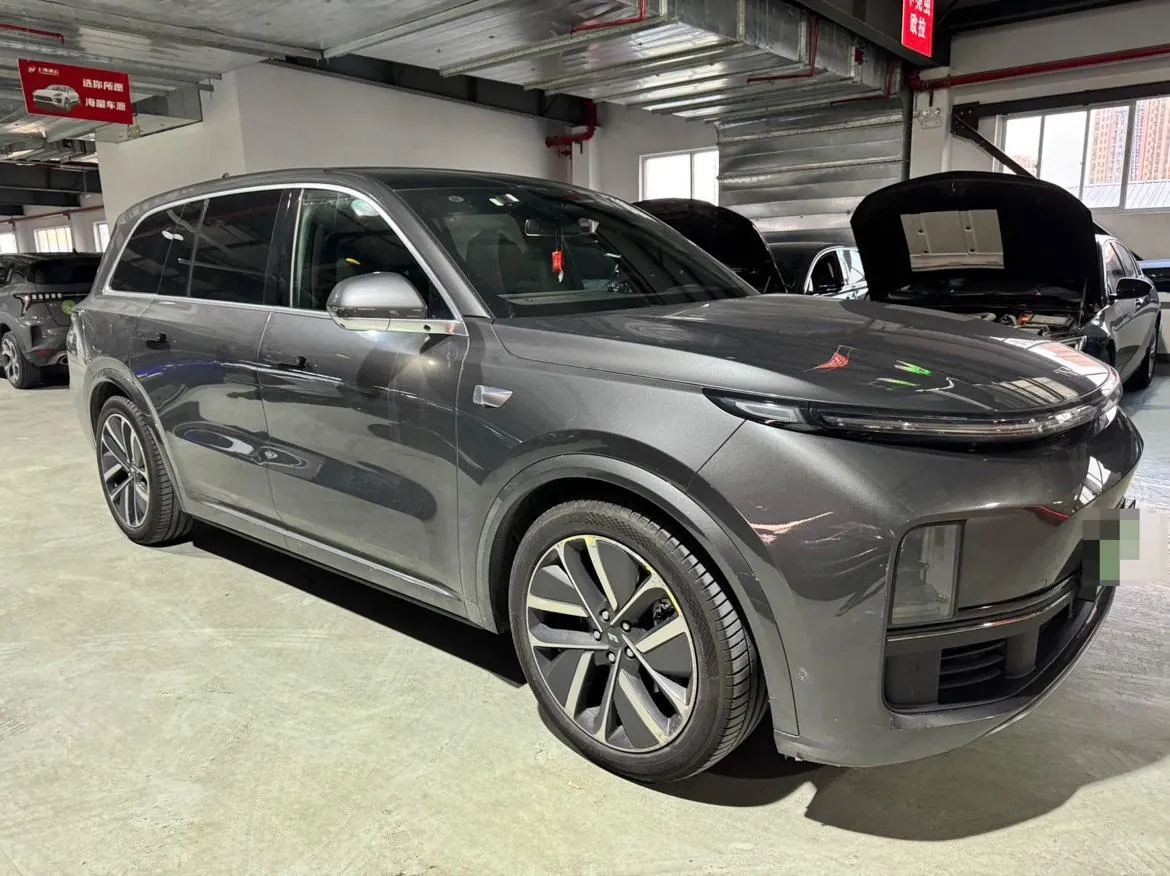 Li 2023 L9 Pro Edition Automatic Gear 3