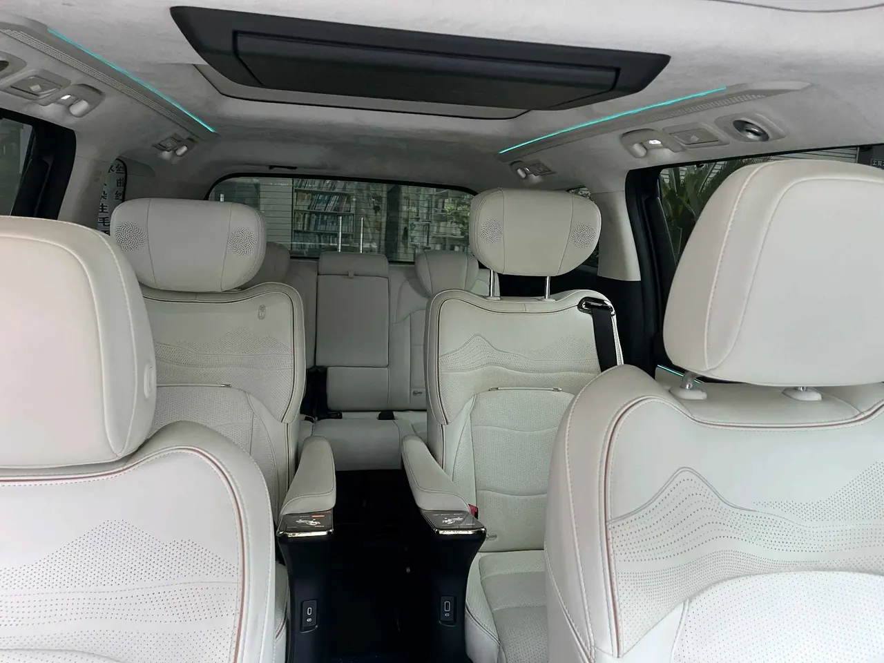 Chuanqi 2023 E9 2.0T Master Automatic Gear 5