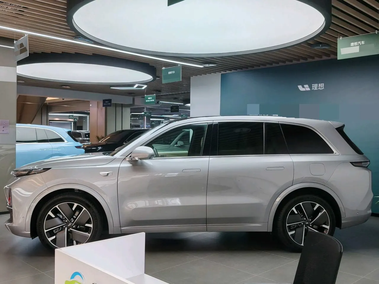 Li 2025 L8 Max Intelligent Rejuvenation Automatic Gear 7