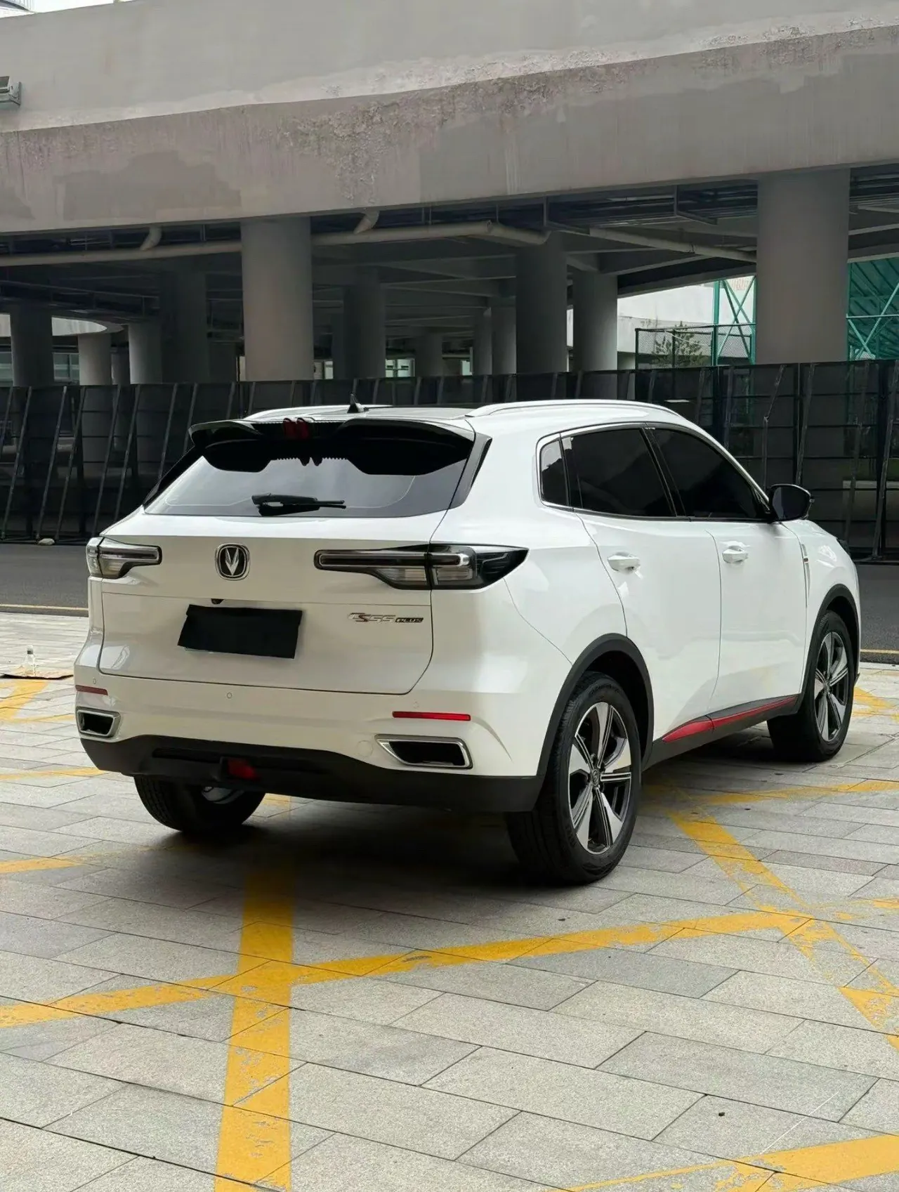 ChangAn 2022 CS55 PLUS 1.5T Blue Whale Edition Honorable Automatic Gear 6