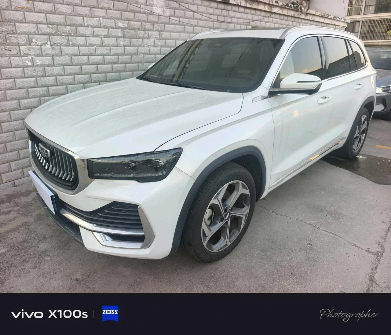 打开图片灯箱:Geely 2024 XingyueL (Monjaro) 2.0TD high-power two-wheel drive cloud version automatic gear