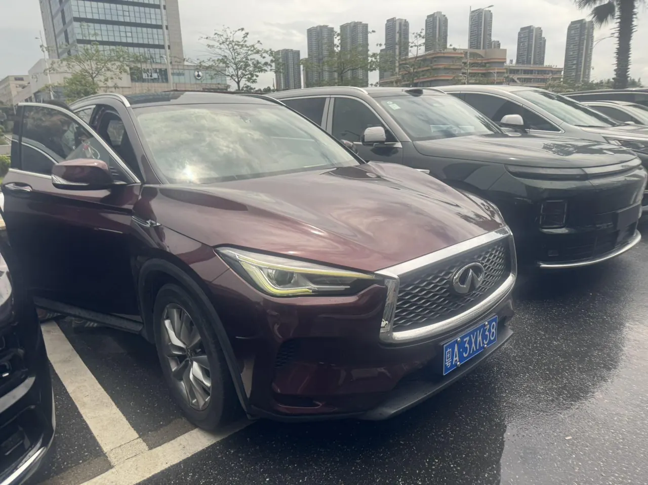 Infiniti 2020 QX50 2.0T stepless two-wheel drive fashion version of automatic gear 2