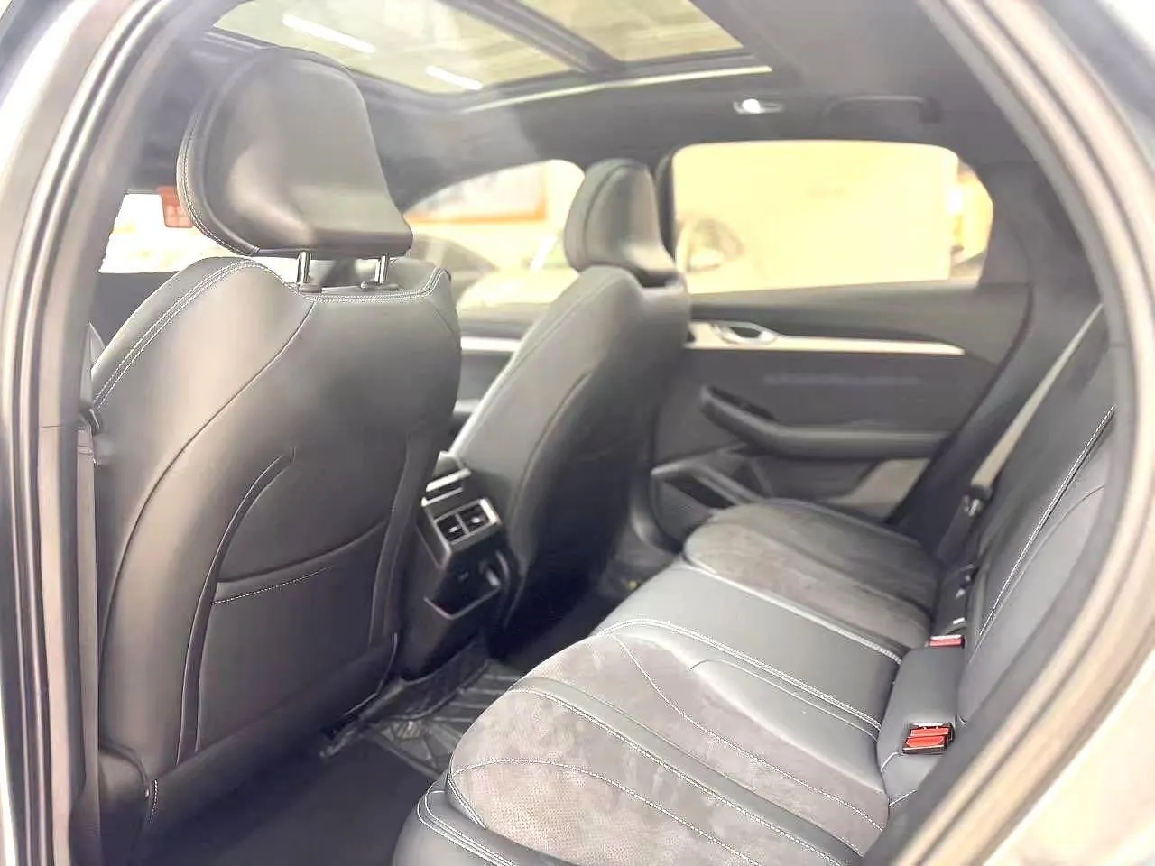Geely 2025 xingrui 2.0TD oriental obsidian current edition automatic gear 5