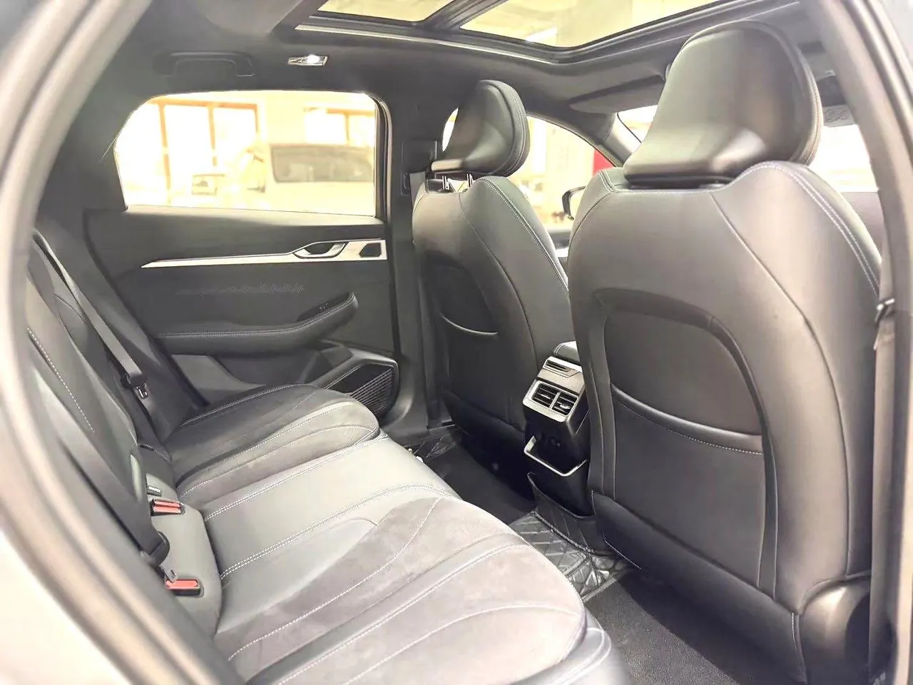 Geely 2025 xingrui 2.0TD oriental obsidian current edition automatic gear 7