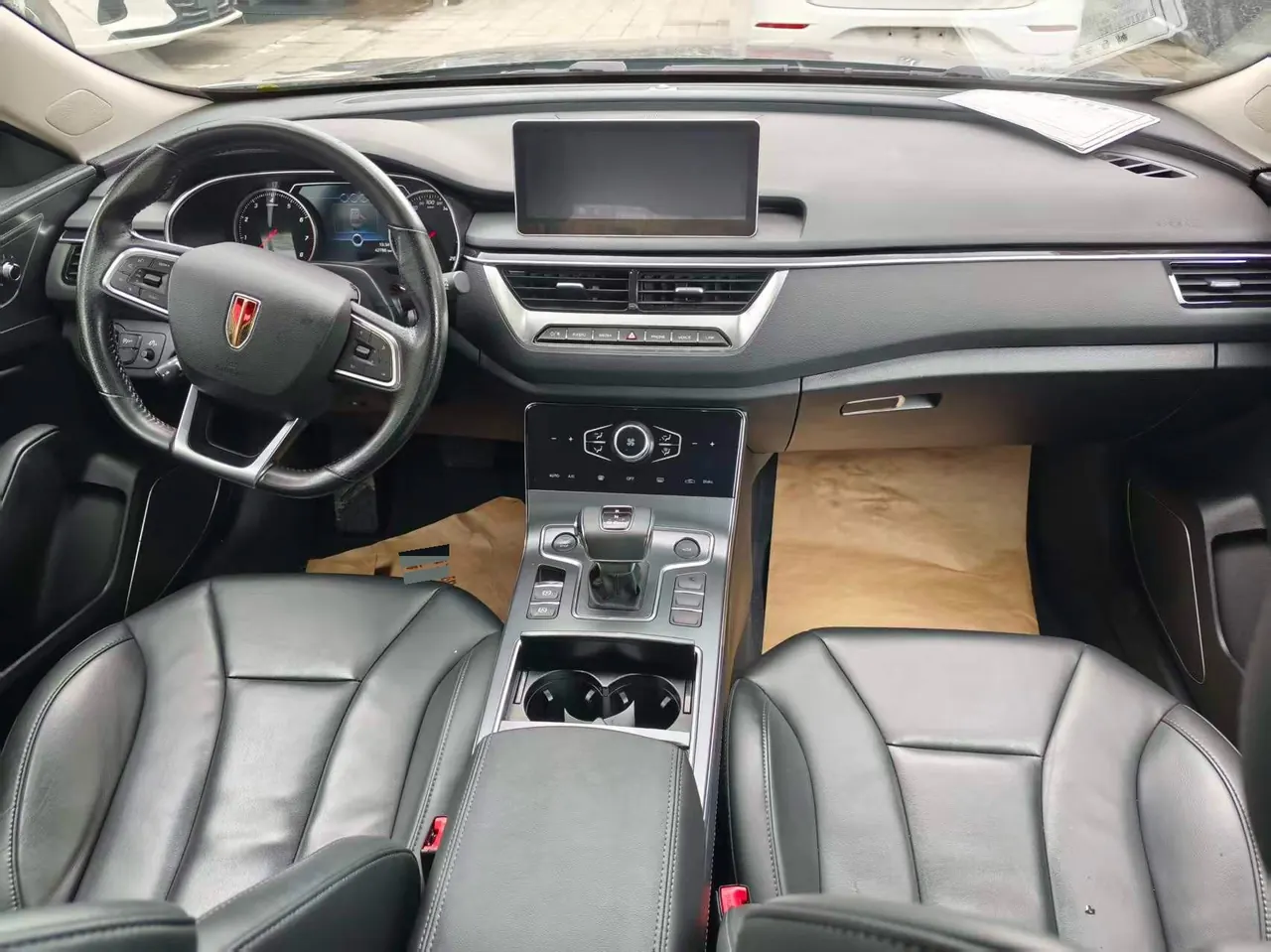 HongQi 2022 H5 1.5TD Flag Rhyme Edition Automatic Gear 4
