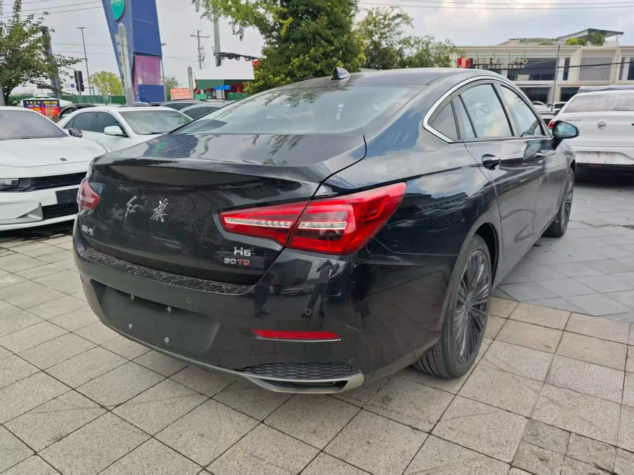 HongQi 2022 H5 1.5TD Flag Rhyme Edition Automatic Gear 7