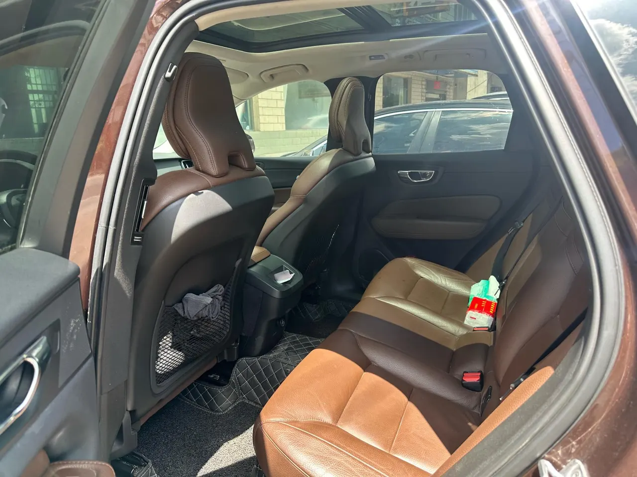 Volvo 2020 XC60 2.0T T5 4-wheel drive smart luxury automatic gear 4