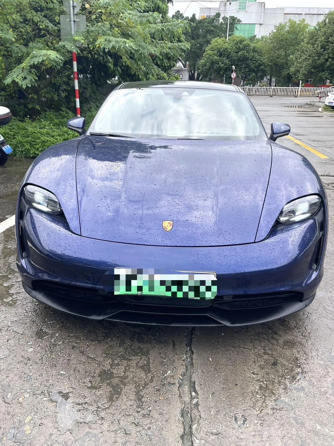 Porsche Taycan (Imported) 2020 Taycan Taycan Automatic 2