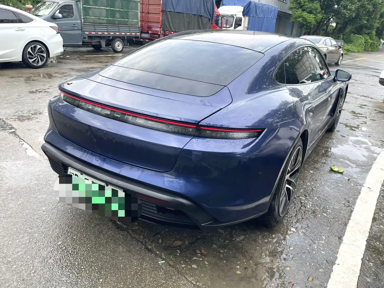 Porsche Taycan (Imported) 2020 Taycan Taycan Automatic 6