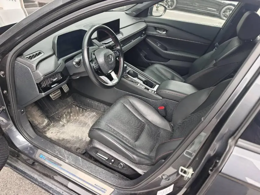 Honda 2023 11th generation Accord 1.5T stepless 260TURBO flagship automatic gear 3