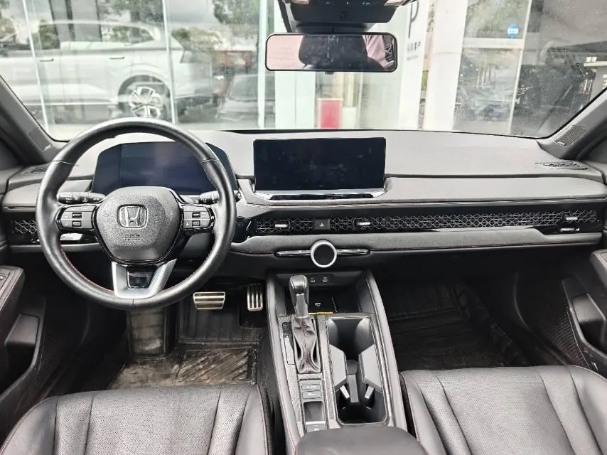 Honda 2023 11th generation Accord 1.5T stepless 260TURBO flagship automatic gear 4