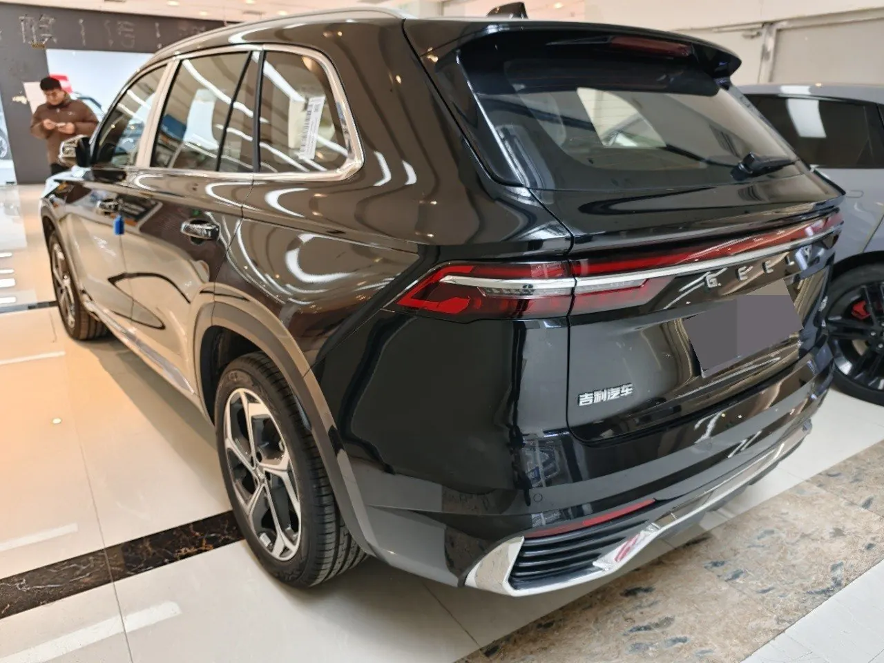 Geely 2024 XingyueL (Monjaro) 2.0TD EVO Two-Drive Long Wind Edition Automatic Gear 5